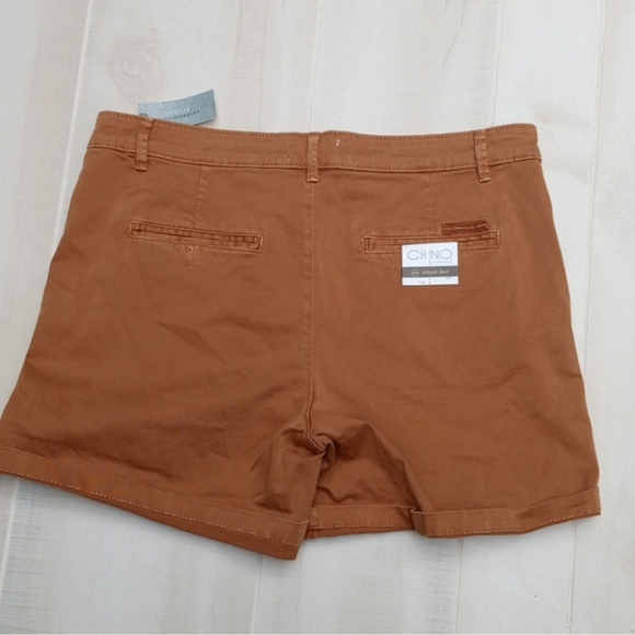 NWT ANTHROPOLOGIE chino shorts - Picture 2 of 3